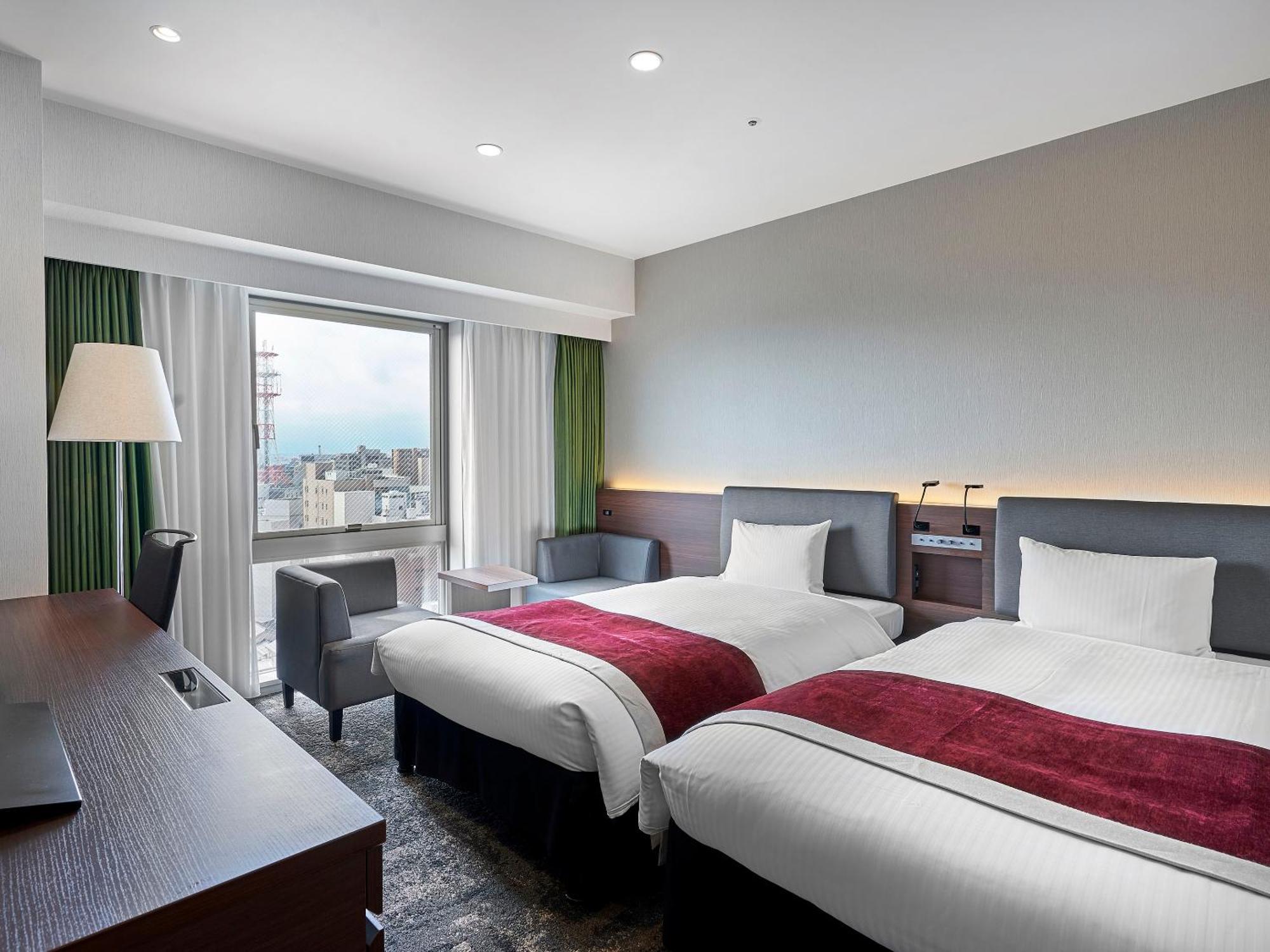 Daiwa Roynet Hotel Toyama-Ekimae Exteriér fotografie