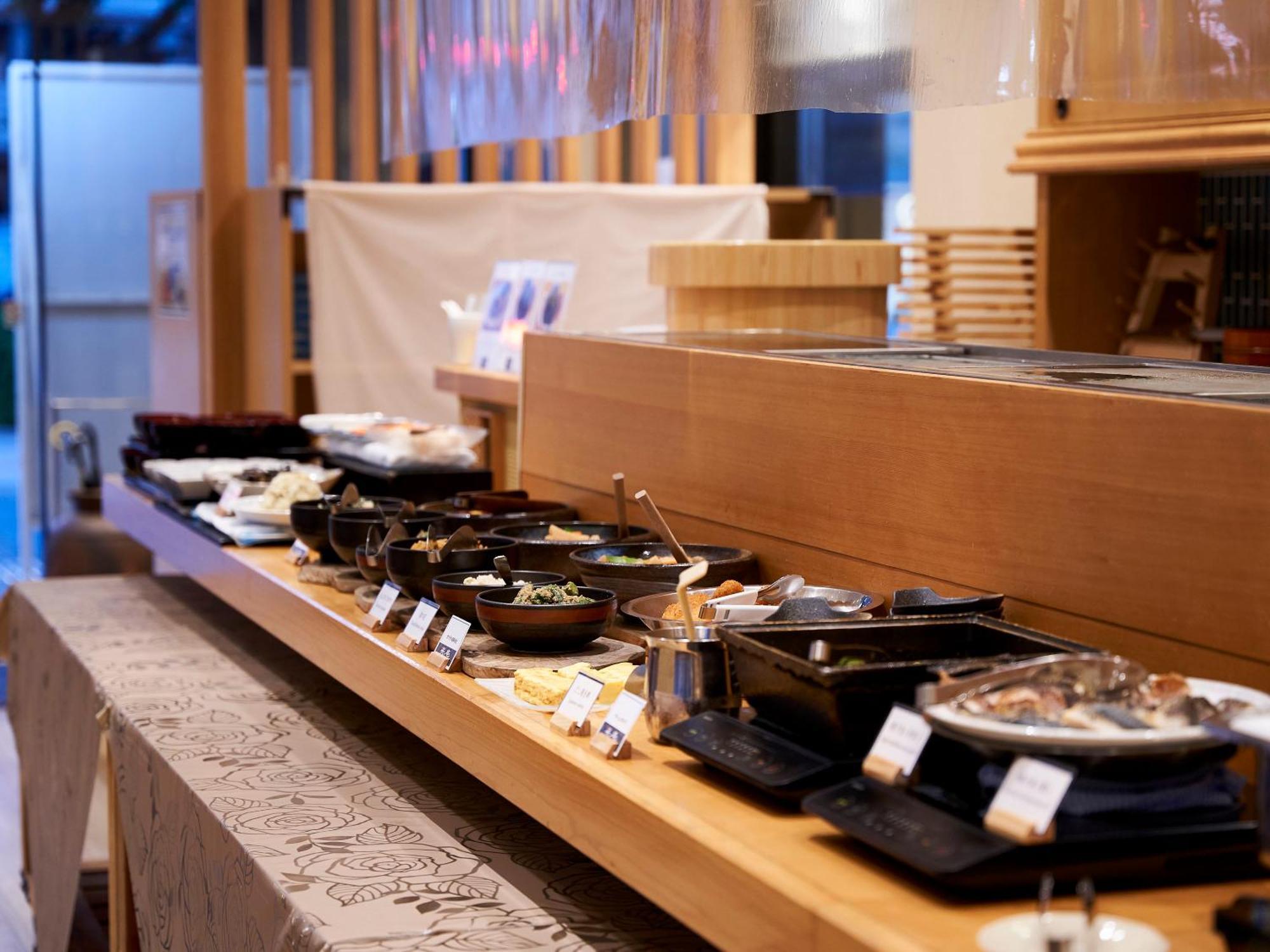 Daiwa Roynet Hotel Toyama-Ekimae Exteriér fotografie